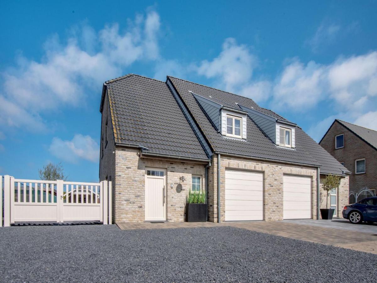 Modern Holiday Home In De Haan With Garden 외부 사진