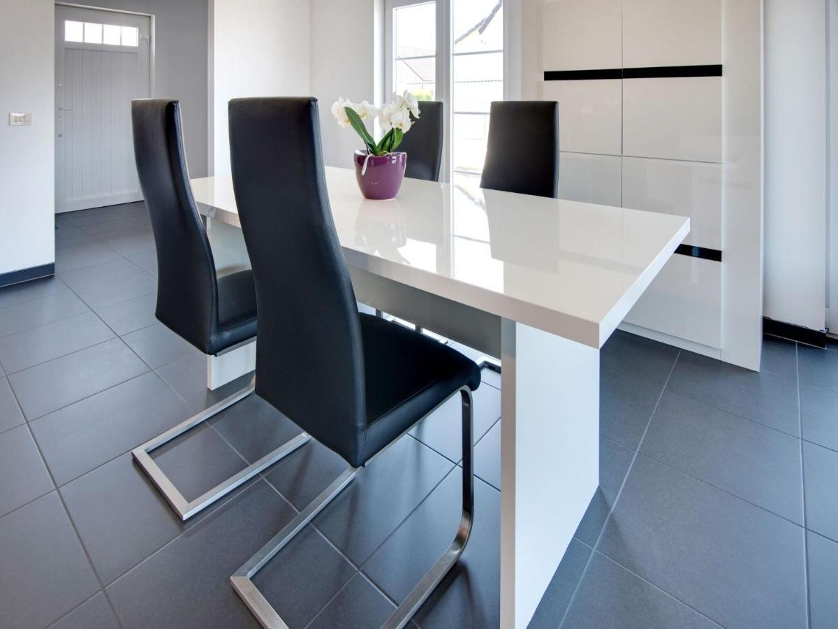 Modern Holiday Home In De Haan With Garden 외부 사진